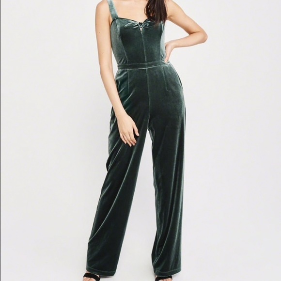 Abercrombie & Fitch velvet Green Jumpsuit Romper - Picture 2 of 9